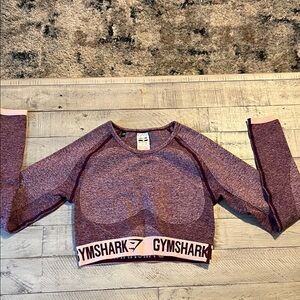 Gymshark Women's Crop Top - Maroon and Pink